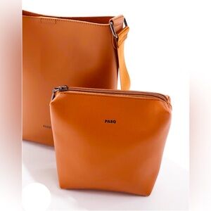*NWT* PASQ shoulder bucket bag in tan